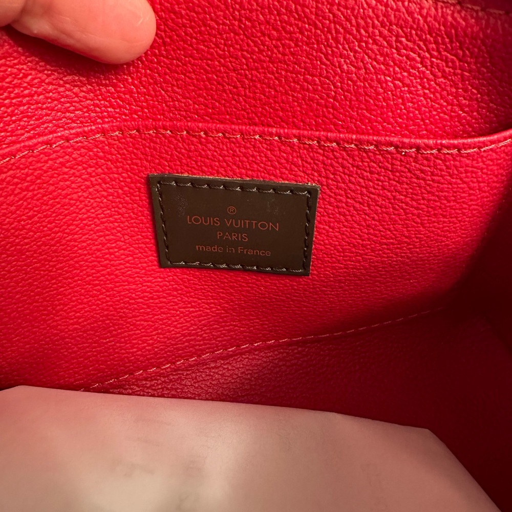 Louis Vuitton Cosmetic Pouch in Damier Ebene Pre-owned in Good Condition - Picture 6 of 7